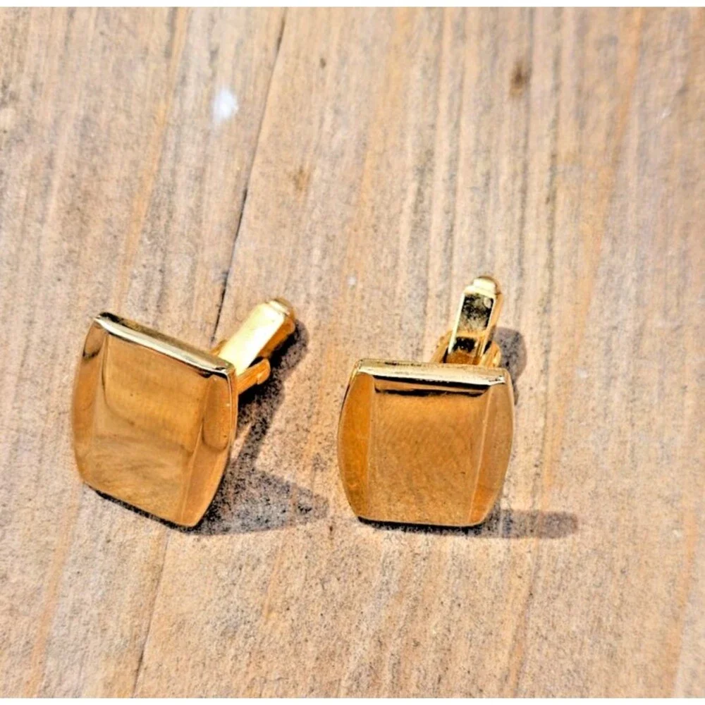 Vintage Anson Polished Gold Cufflinks